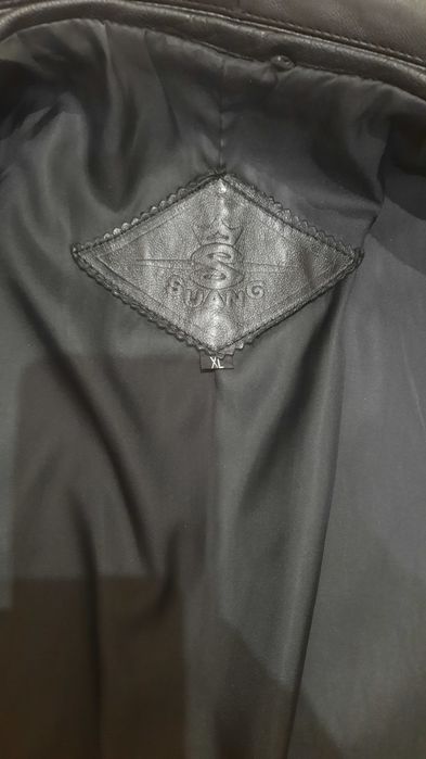 Кожаний піджак XL