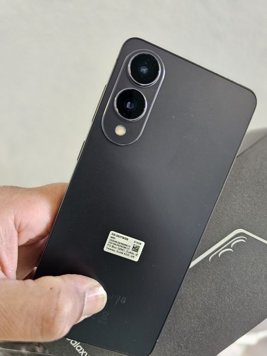 Galaxy S25 edge..512/12gb