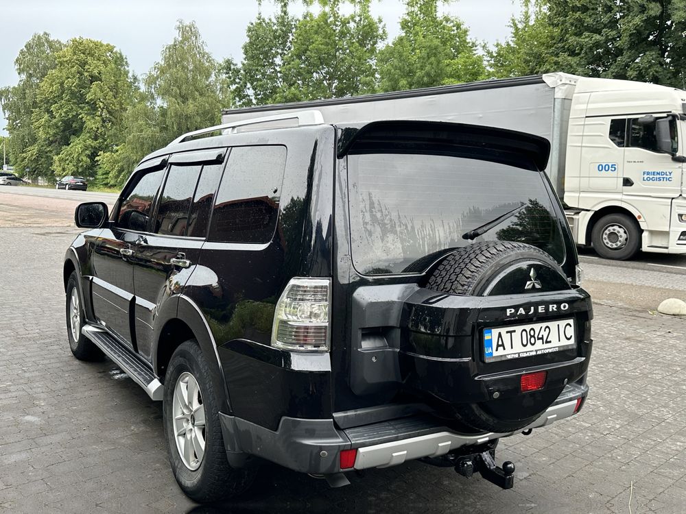 Mitsubishi Pajero Wagon
