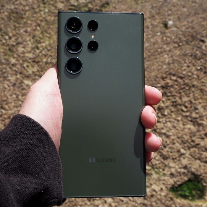 Samsung Galaxy S23 Ultra - 512GB / 12GB