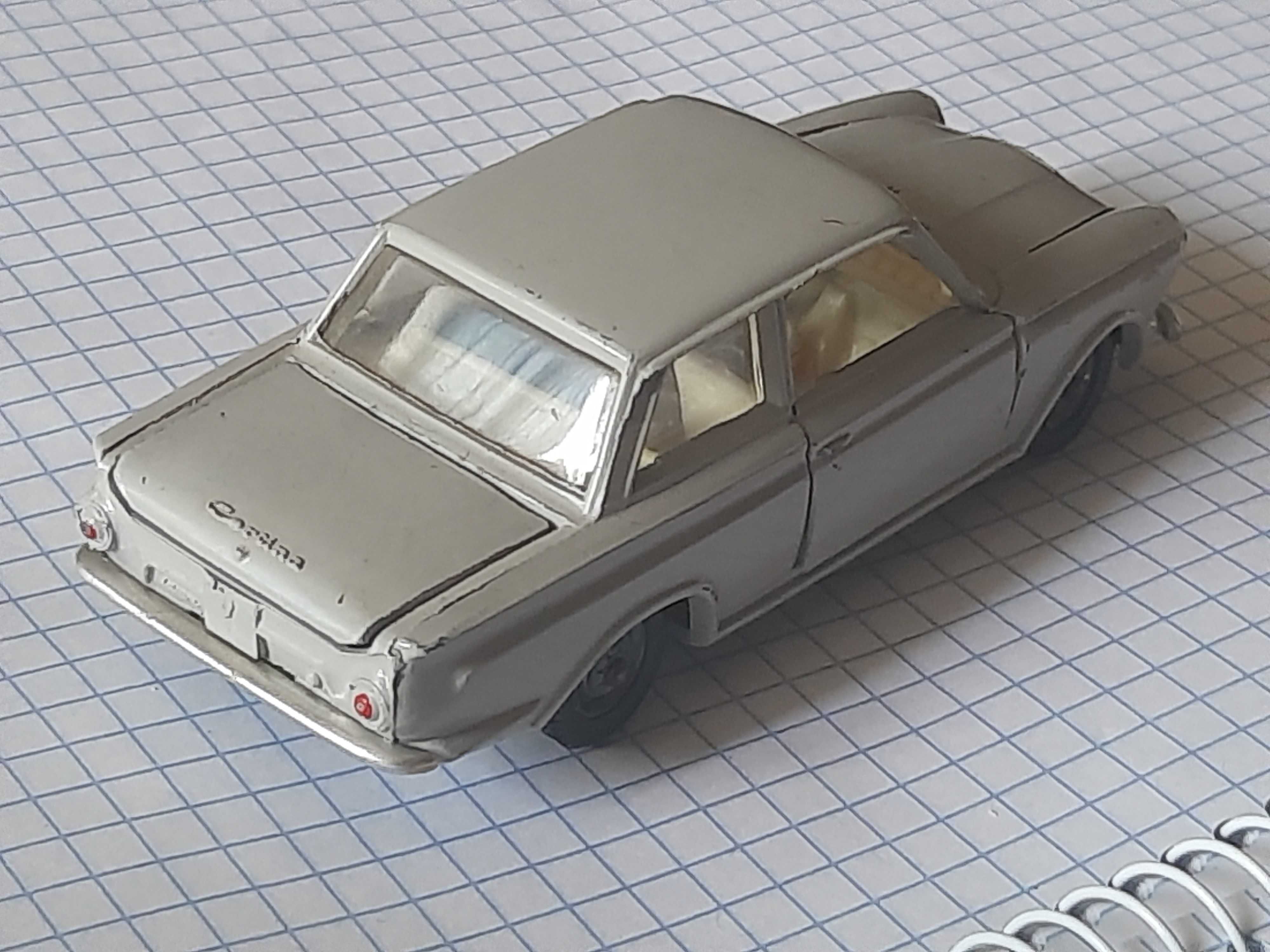 Модель автомобиля Ford Consul из СССР