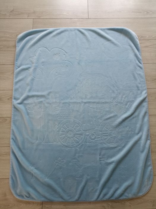 kocyk dziecięcy z tłoczonym wzorem 135x110 Cool Club