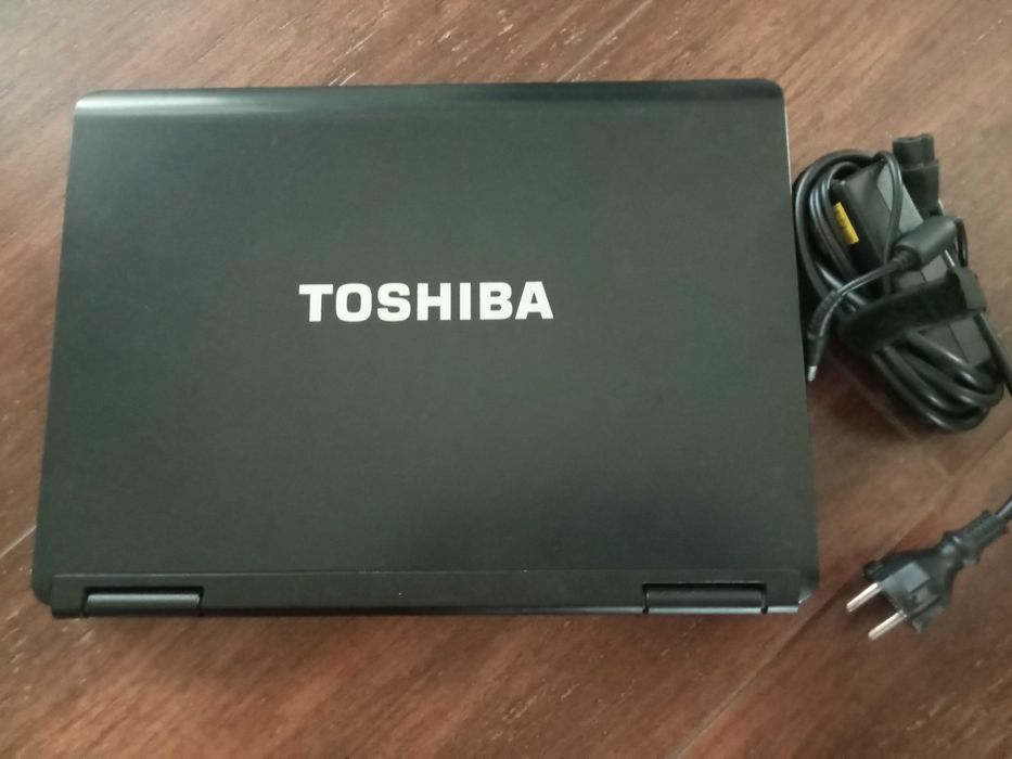 laptop Toshiba Satellite L40-139 na części