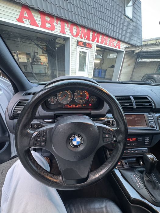 Потужний BMW X5 4.8i, у чудовому стані, реальний пробіг