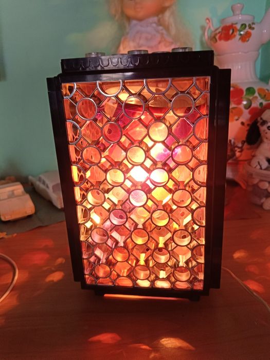 Нічний вінтажний світильник