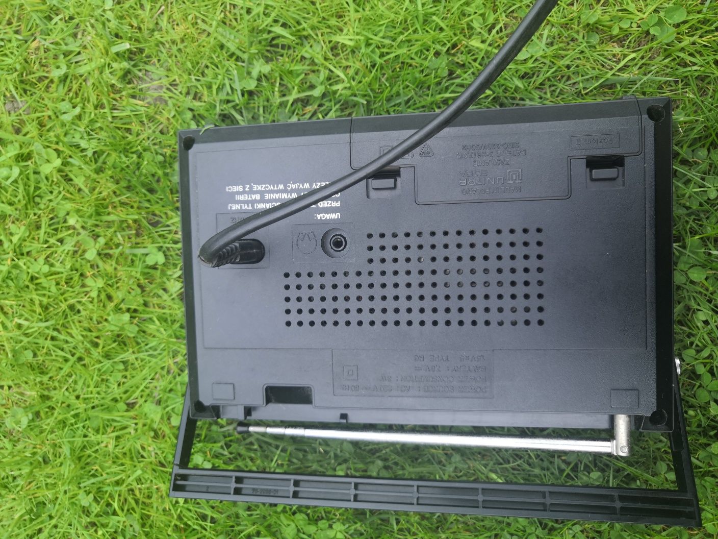 Radio ania r-612 radioodbiornik prl sieciowe na baterie