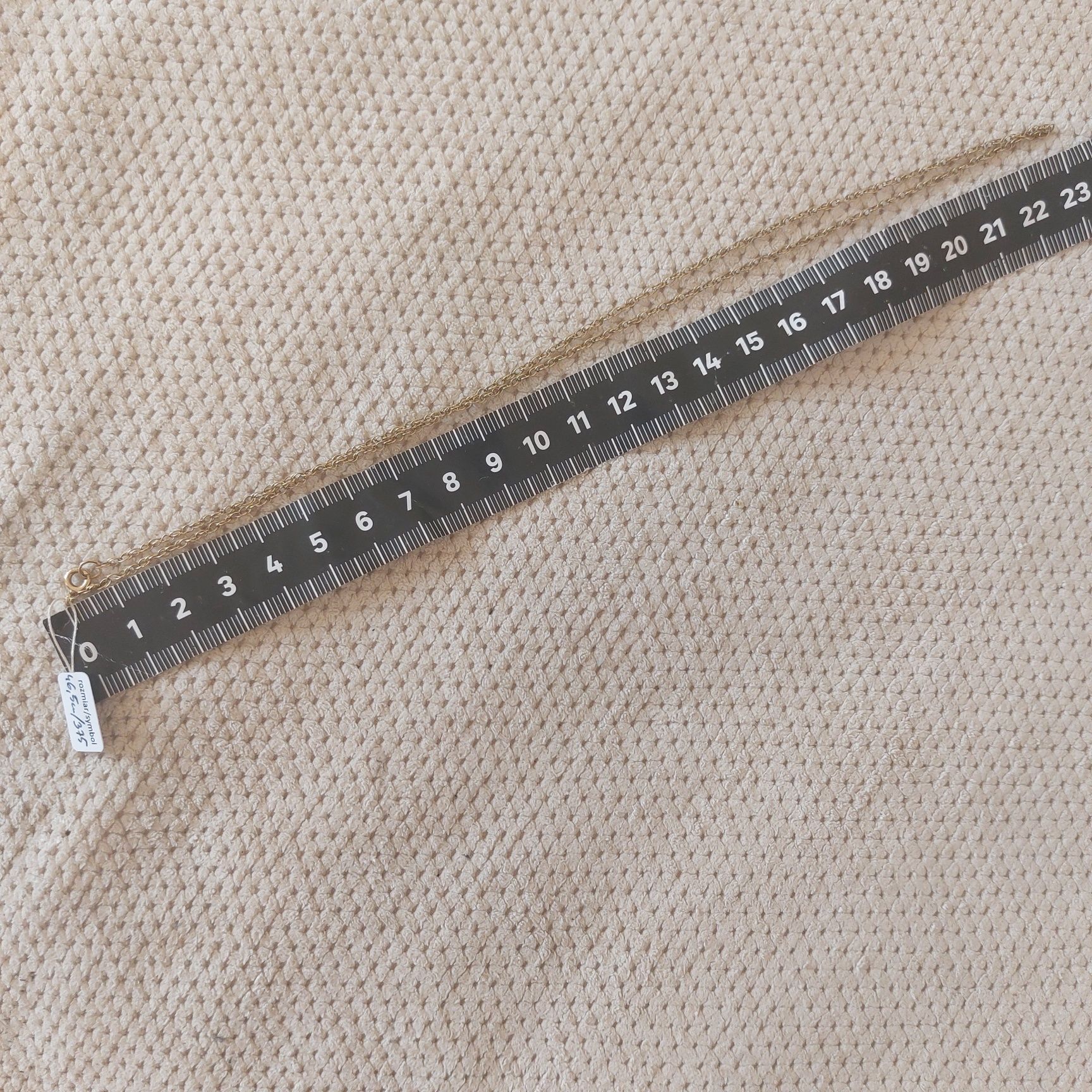Złoty łańcuszek 375 9k naszyjnik celebrytka 46,5cm 2g