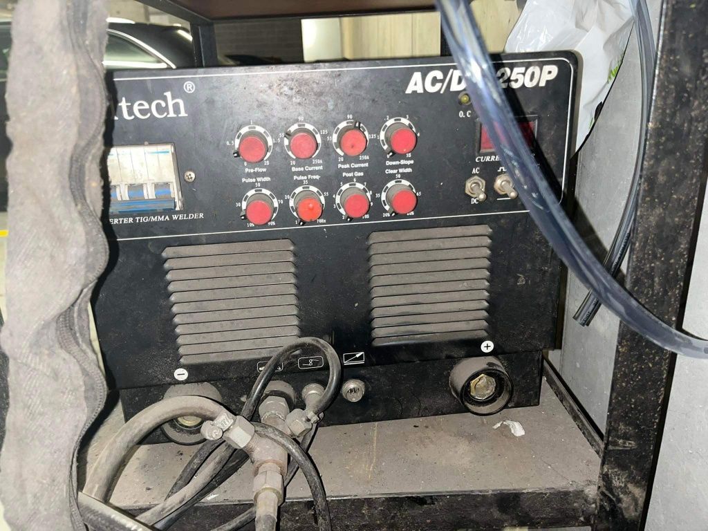 Tig MiTech 250 AC/DC 800zl bez uchwytu spawalniczego  i masy.