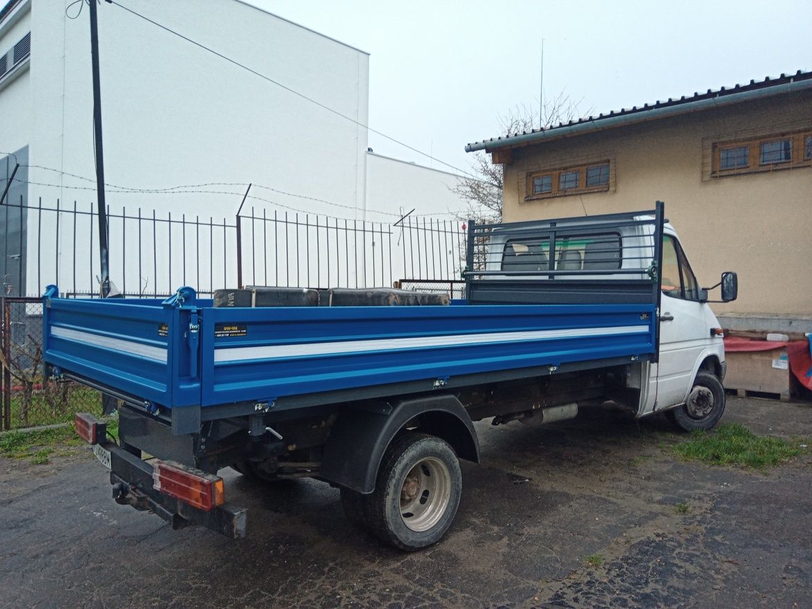 Mercedes Sprinter nowa wywrotka, kiper 4x2m 3-stronny