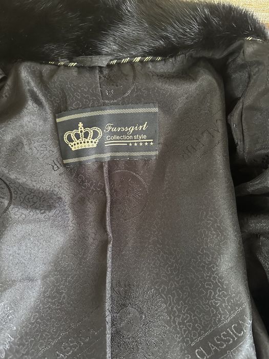 Жилетка жіноча з норки, в гарному стані