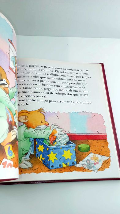 O Rato Renato não quer arrumar o quarto
