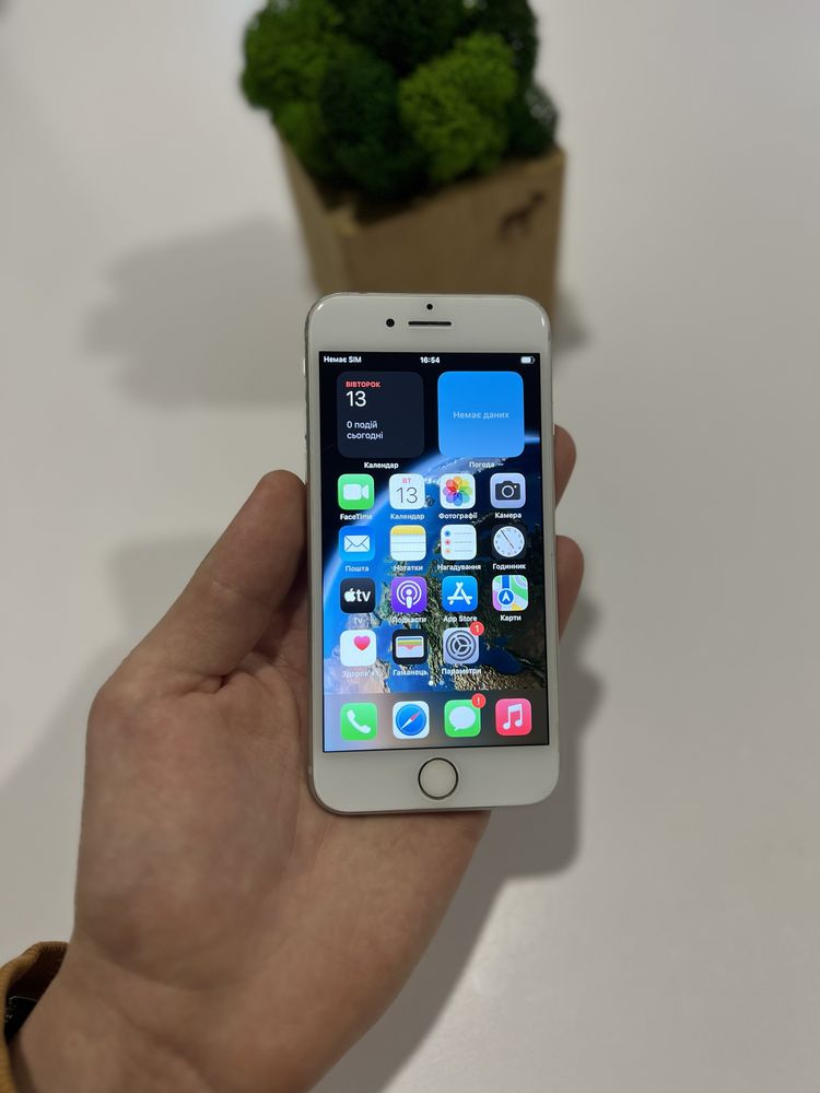 (90$) Apple Айфон/Iphone 8 64gb Silver Неверлок АКБ:91%
