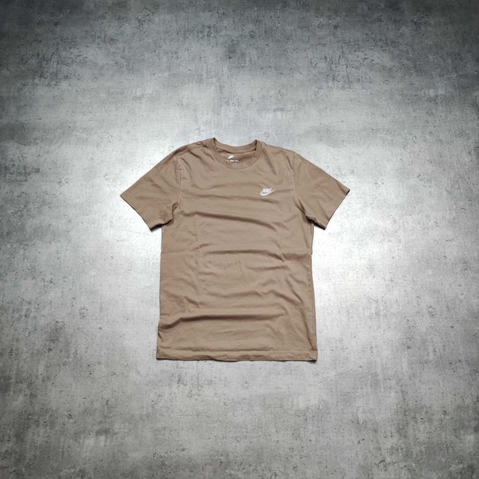 MĘSKA Beżowa PREMIUM Koszulka Nike Haft Logo Casual codzienna Sport