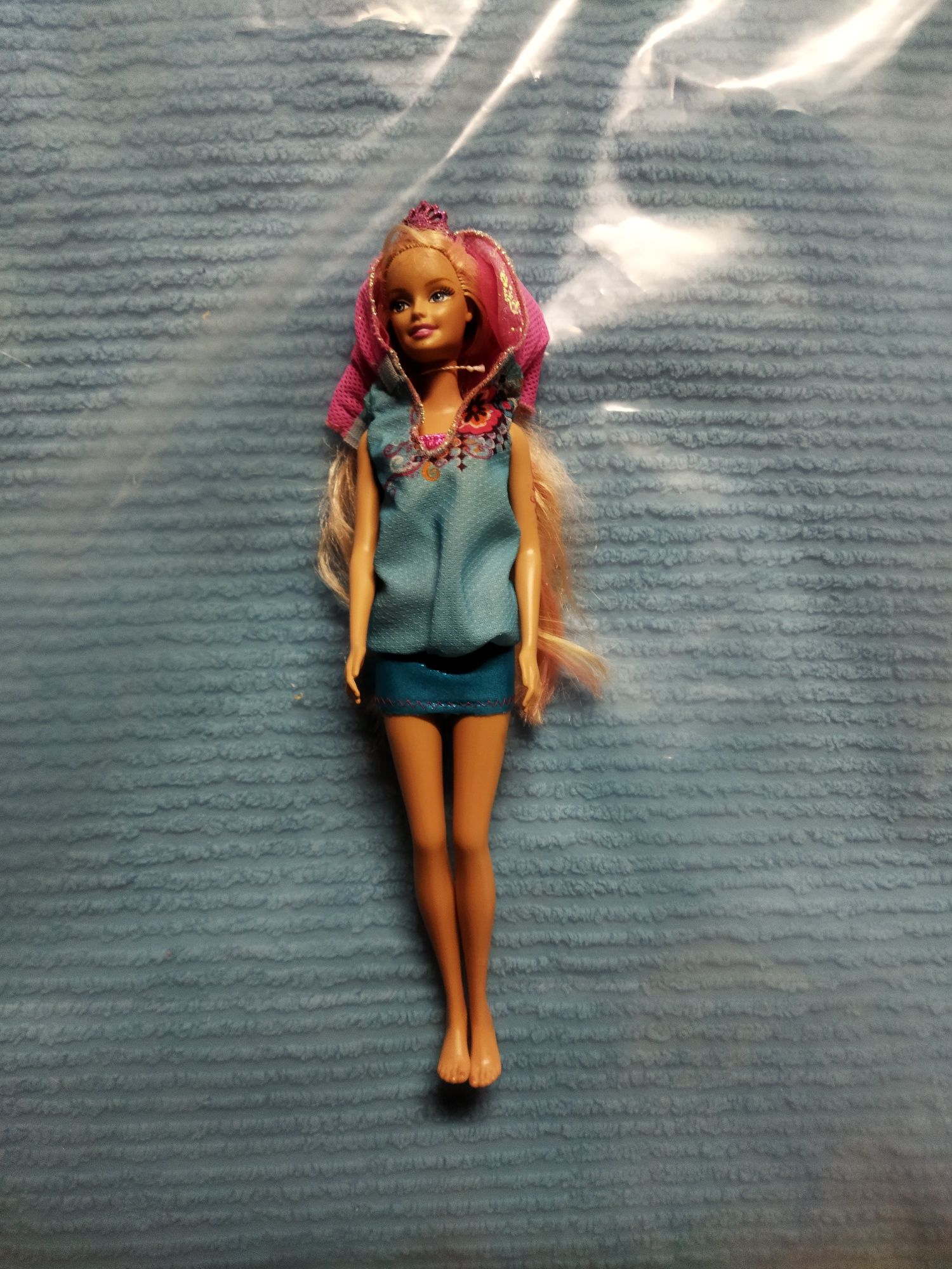 Barbie in a mermaid tale Merliah doll 2010 Mattel 2 em 1 hoodie