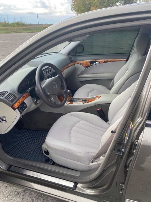 Mercedes-Benz E-Class 2007