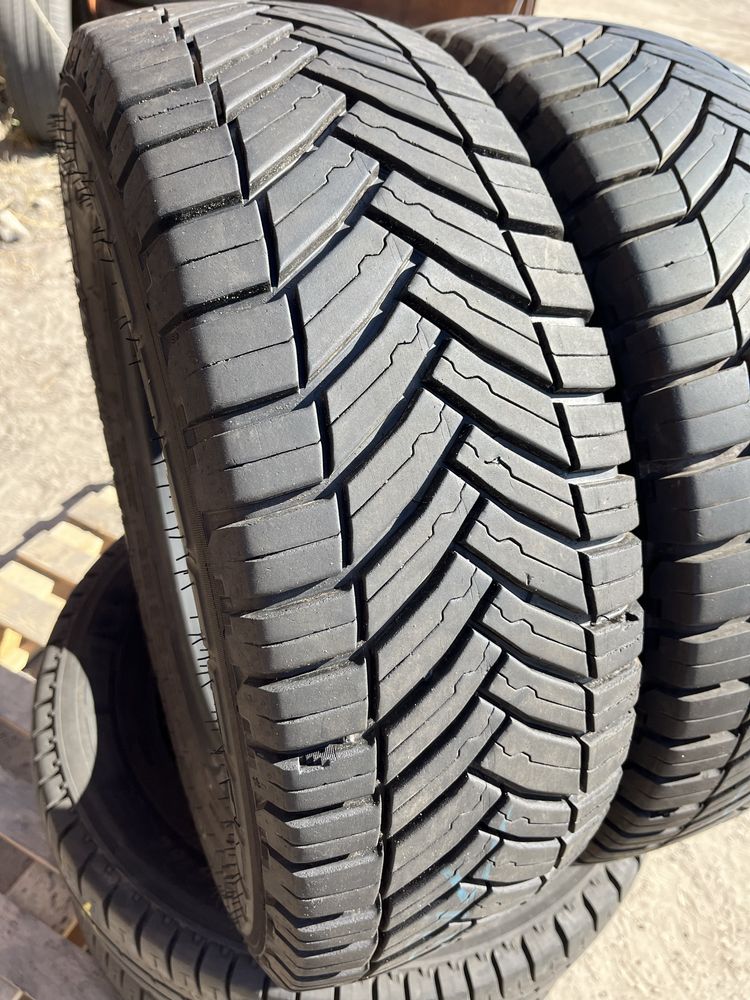 215/65 r16c Michelin Agilis CrossClimat