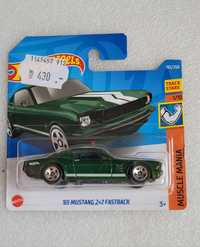 Mustang 2 + 2 Fastback green Hot Wheels