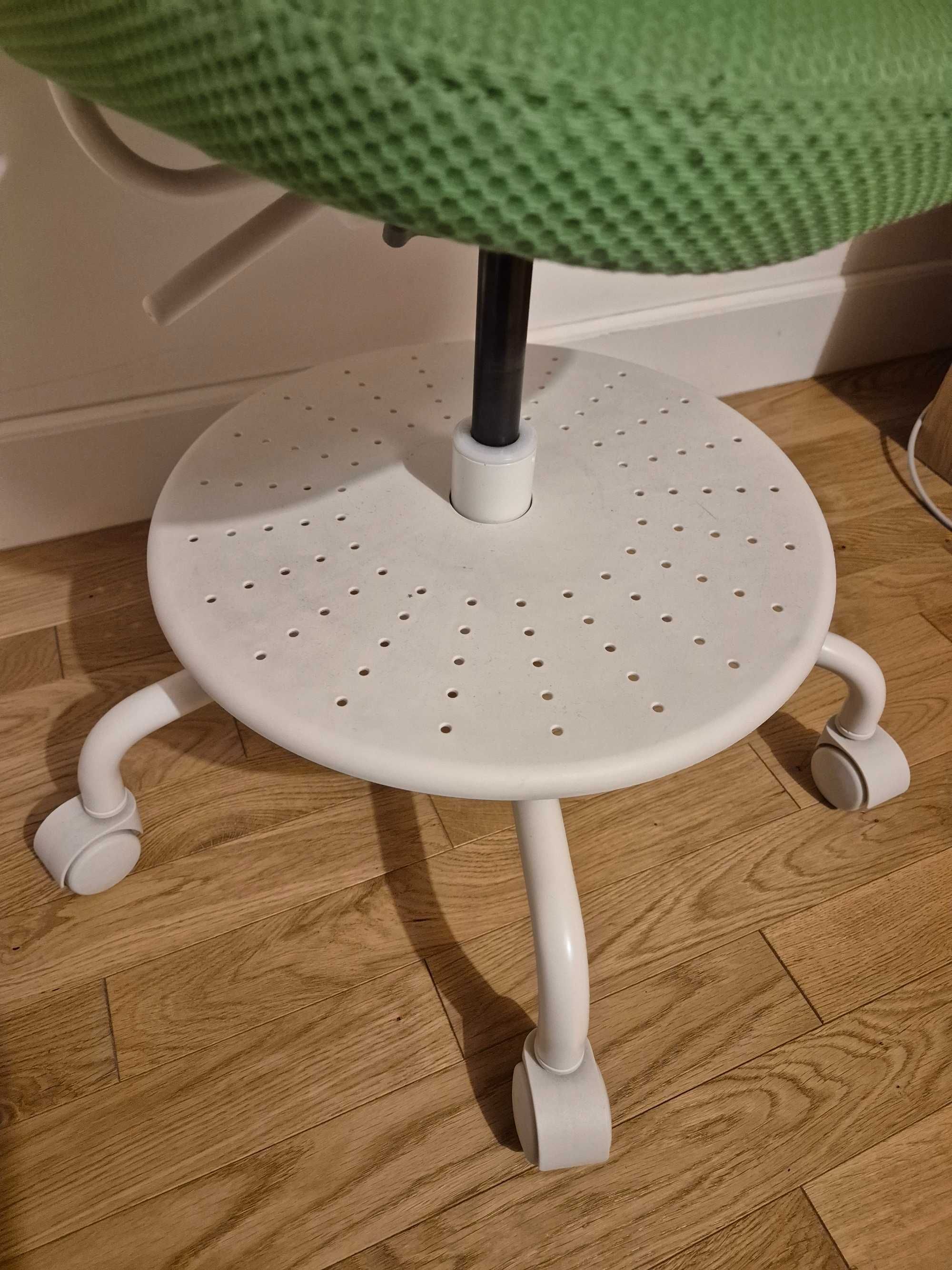 Dziecięce krzesło obrotowe VaiMUND_Ikea
