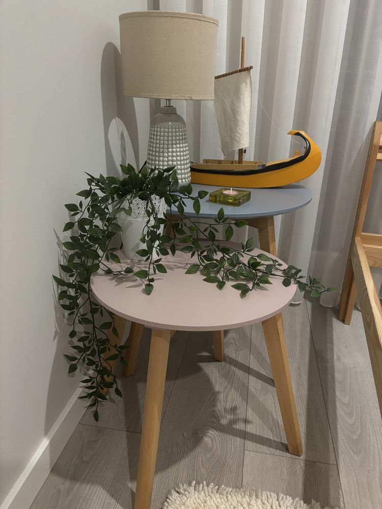 Mesas apoio-vendo conjunto como novo