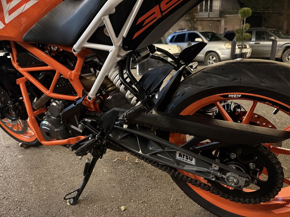KTM duke 390 2020