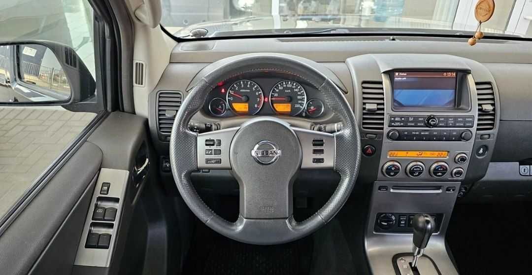 Nissan Pathfinder 4.0 AT, 2005