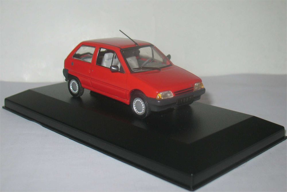 Citroen AX 10E - 1987 (Escala 1/43)