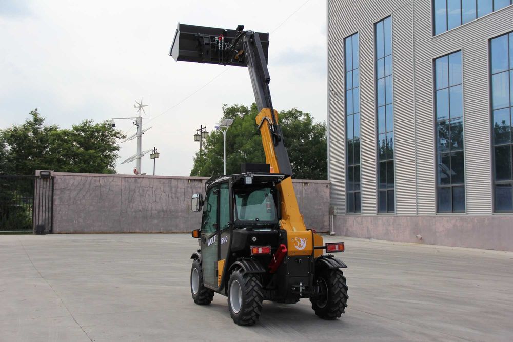 Ładowarka teleskopowa WOLF 1240 I PERSKINS I Szerokość 1,56 m I NOWA