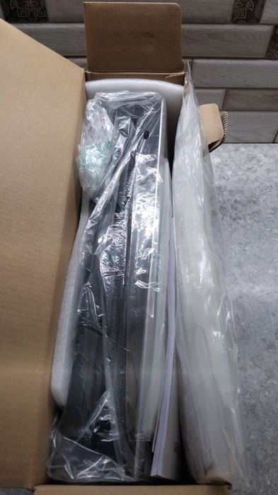 Вакууматор Bonsenkitchen моделей VS2000/VS2100.