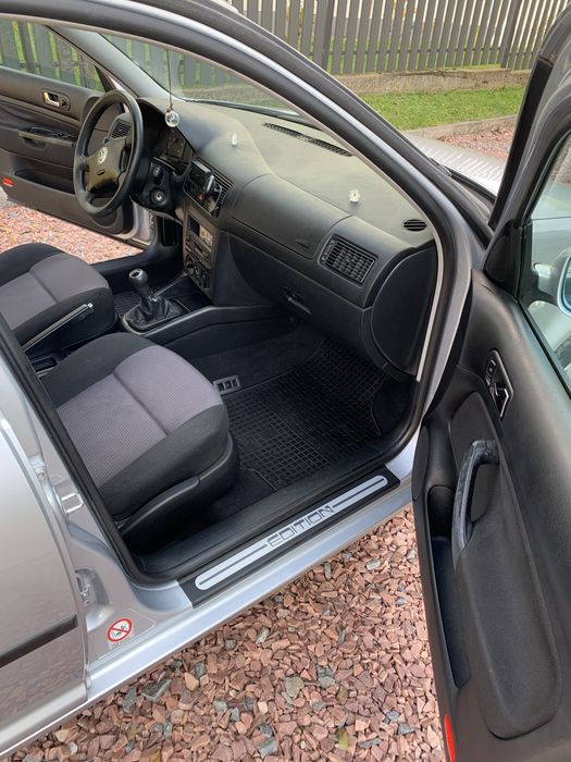 Продаю Volkswagen Golf IV