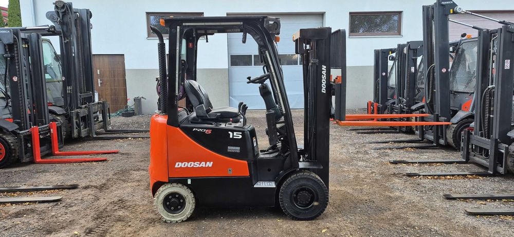 Wózek Widłowy Doosan G15S - Rok 2012 - Triplex 4.55 m - Super Stan