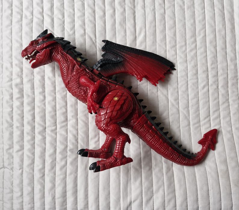 Interaktywna zabawka smok