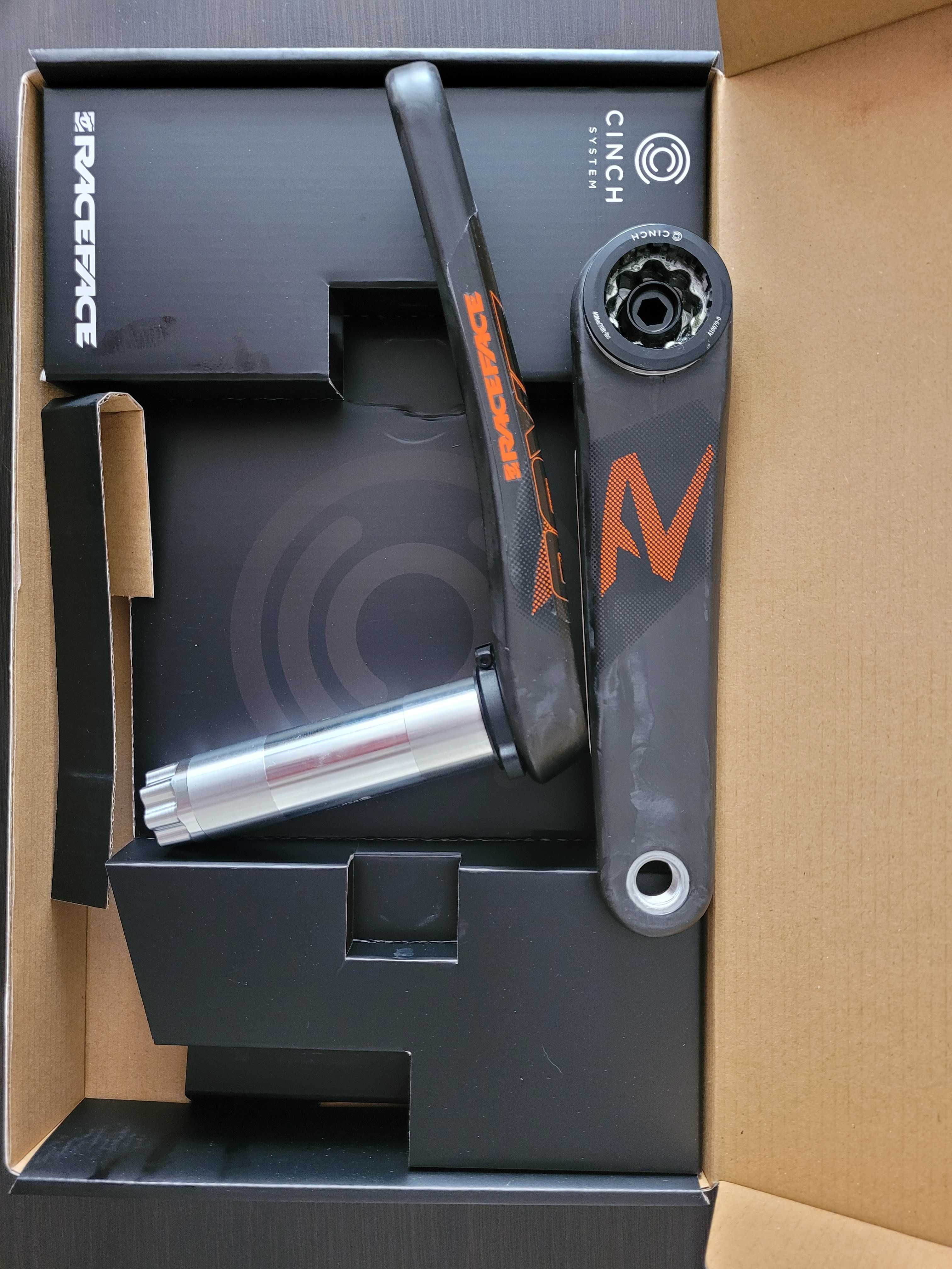 Korba Race Face Next R ORANGE,karbon,175mm, pomarańczowy nadruk,NOWA