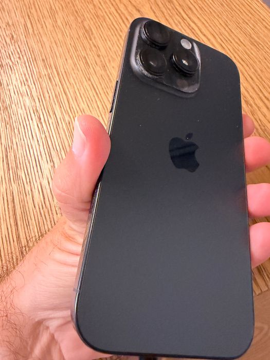 iPhone 16 Pro Preto Titânio 256Gb