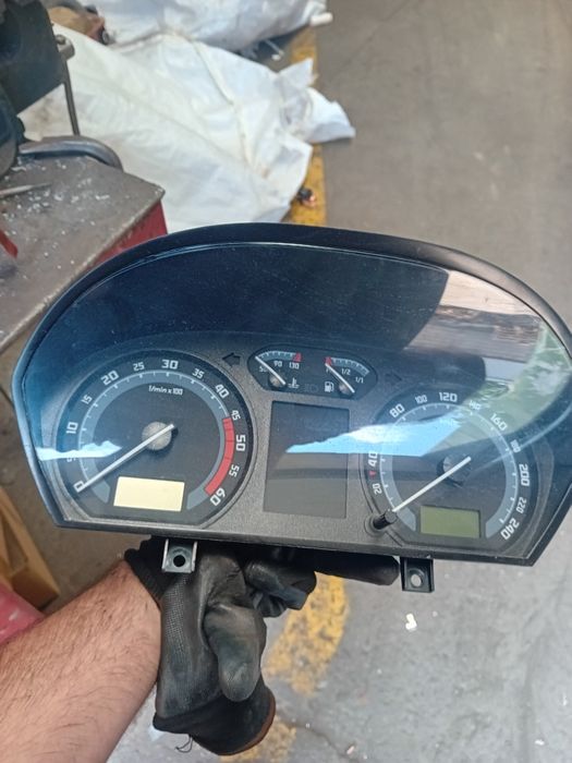 Motor 1.4 tdi mais material skoda
