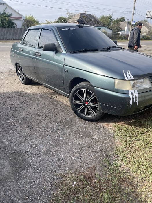 Продам ваз2110 в хорошом состояніі