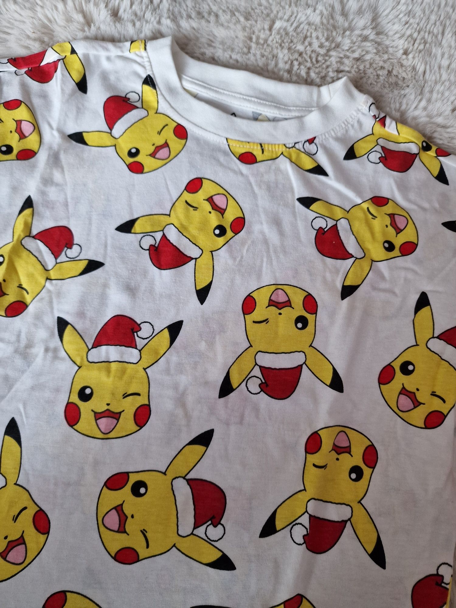 Nowa koszulka Pikachu 116