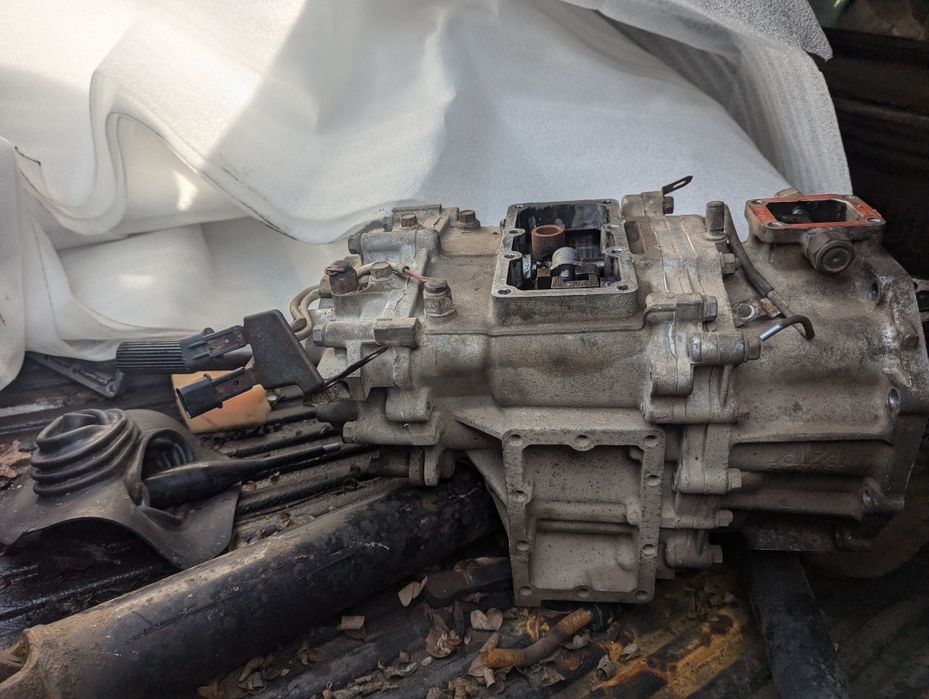 Роздатка ізі селект Mitsubishi L200 2006-2015