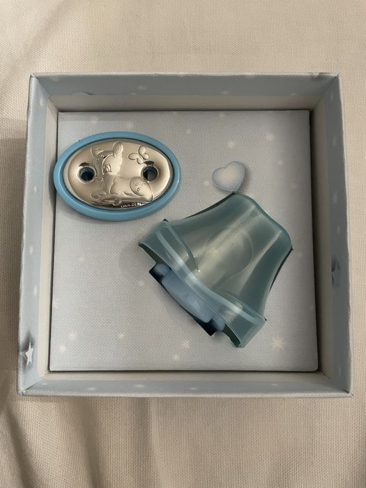 Conjunto de corrente e porta chupeta rapaz