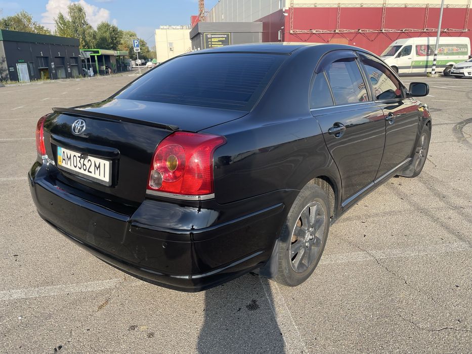 Продам Toyota Avensis