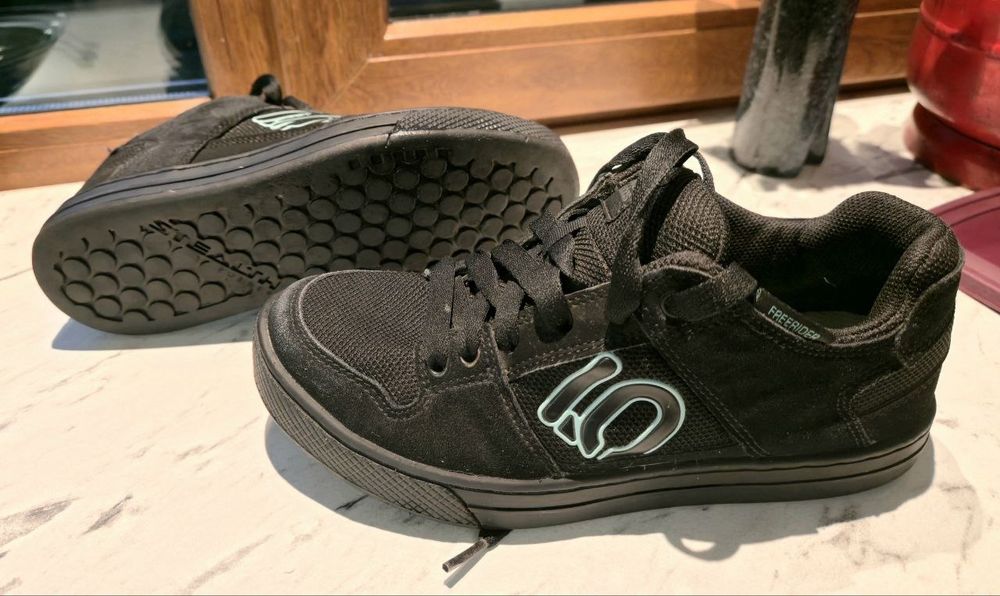 Adidas Five Ten  freerider
Розмір 39