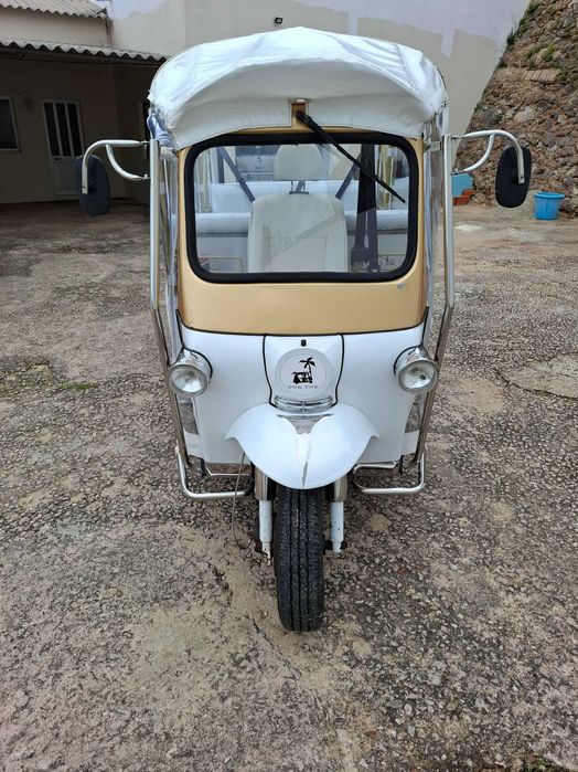 Tuk tuk tailandês