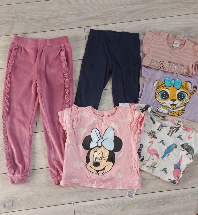 Ubrania dla dziewczynki