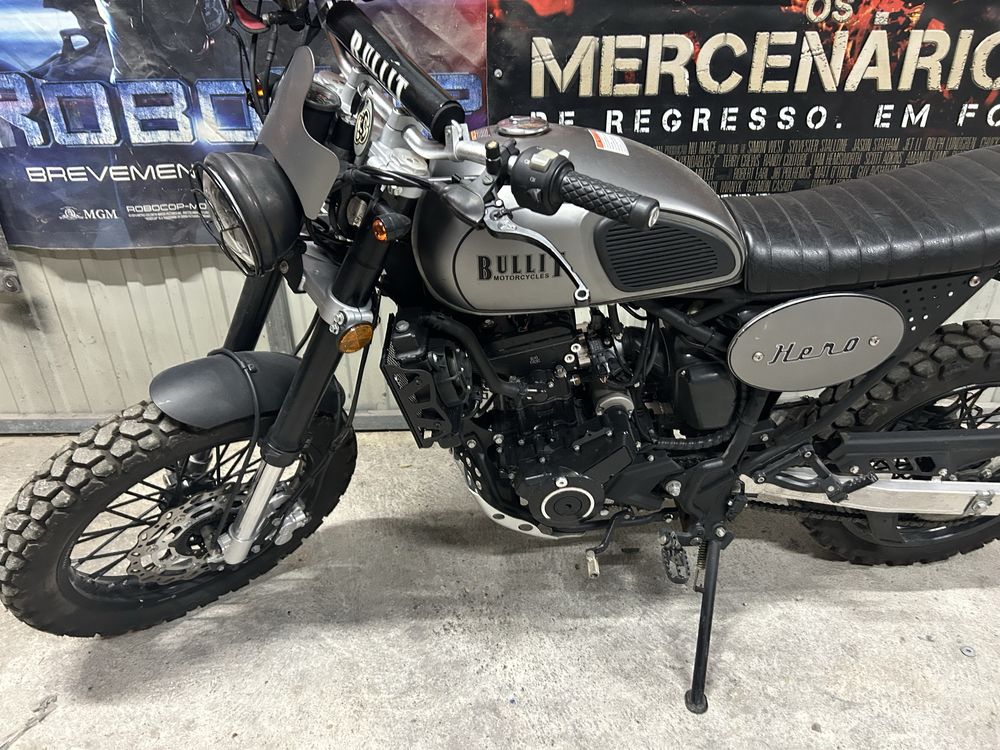 Mota scrambler bullit hero