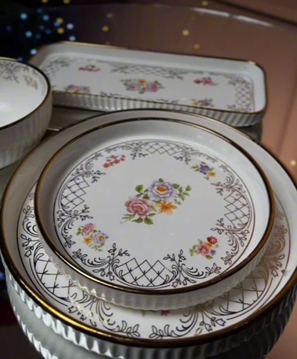 Столовий сервіз порцеляновий 32 предмети на 6 персон Luxury. Фарфор