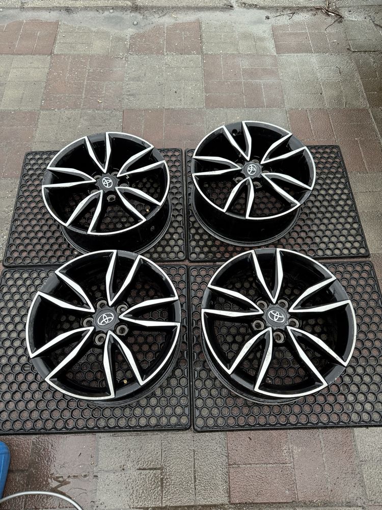 Оригінальні диски toyota camry corola avensis auris Lexus is 5 114 r17