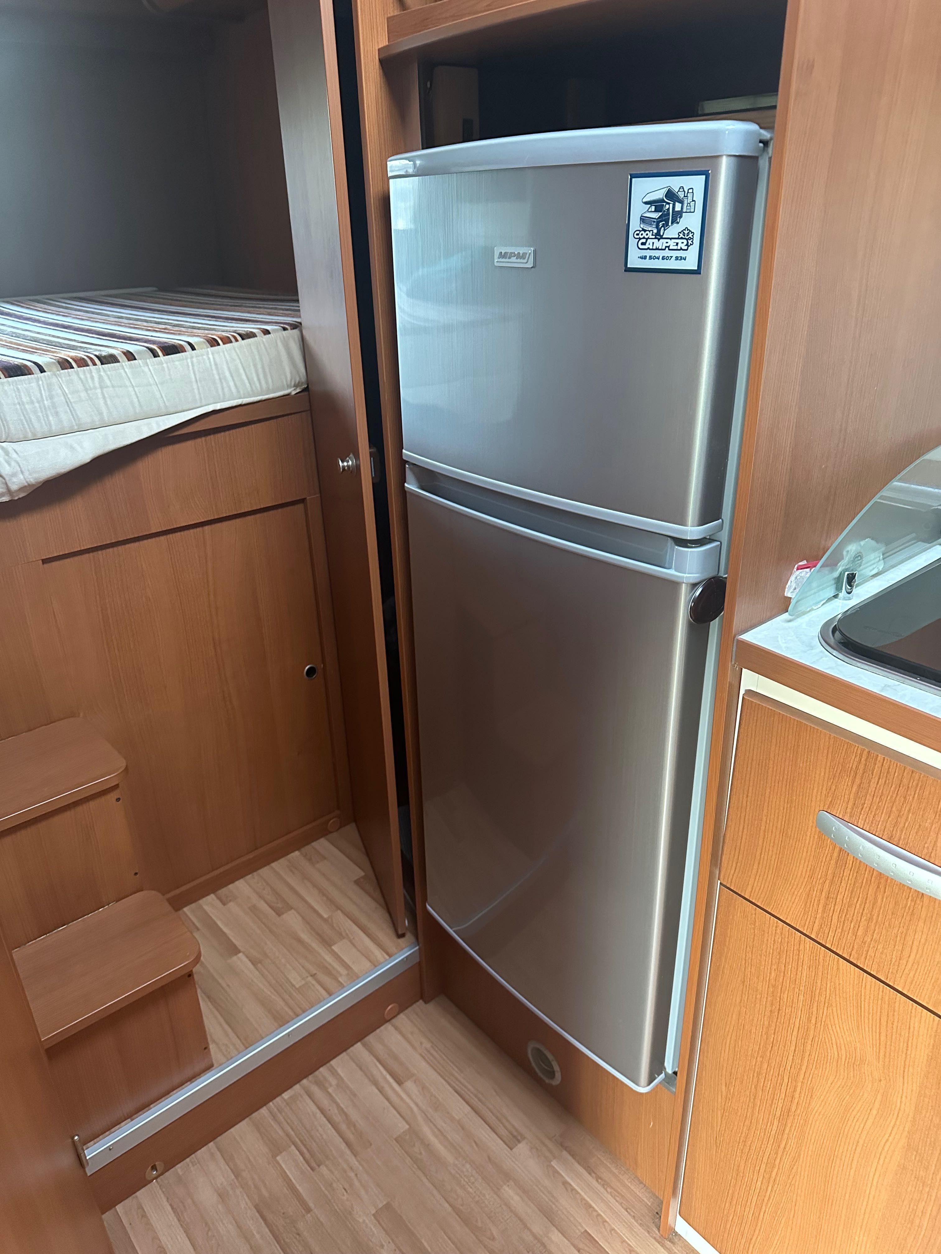 Kamper Elnagh T-Loft 45 – krajowy - przygotowany do wyjazdu