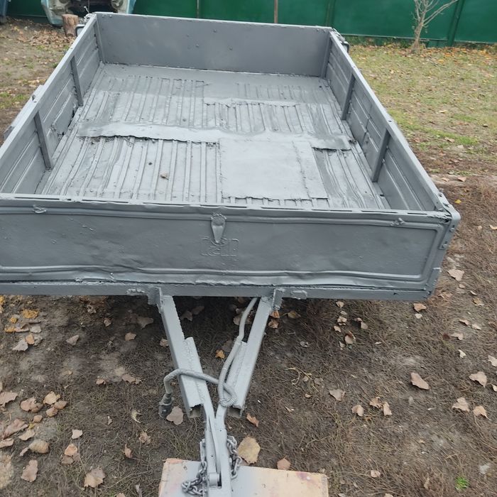 Прицеп на ходу робочий