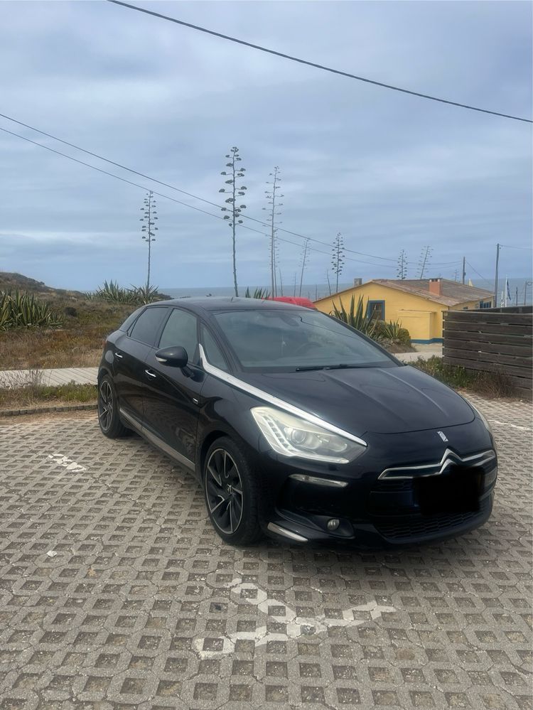 Citroën DS5 Hybrid 2.0 Sport Chic – Excelente Estado | Topo de Gama