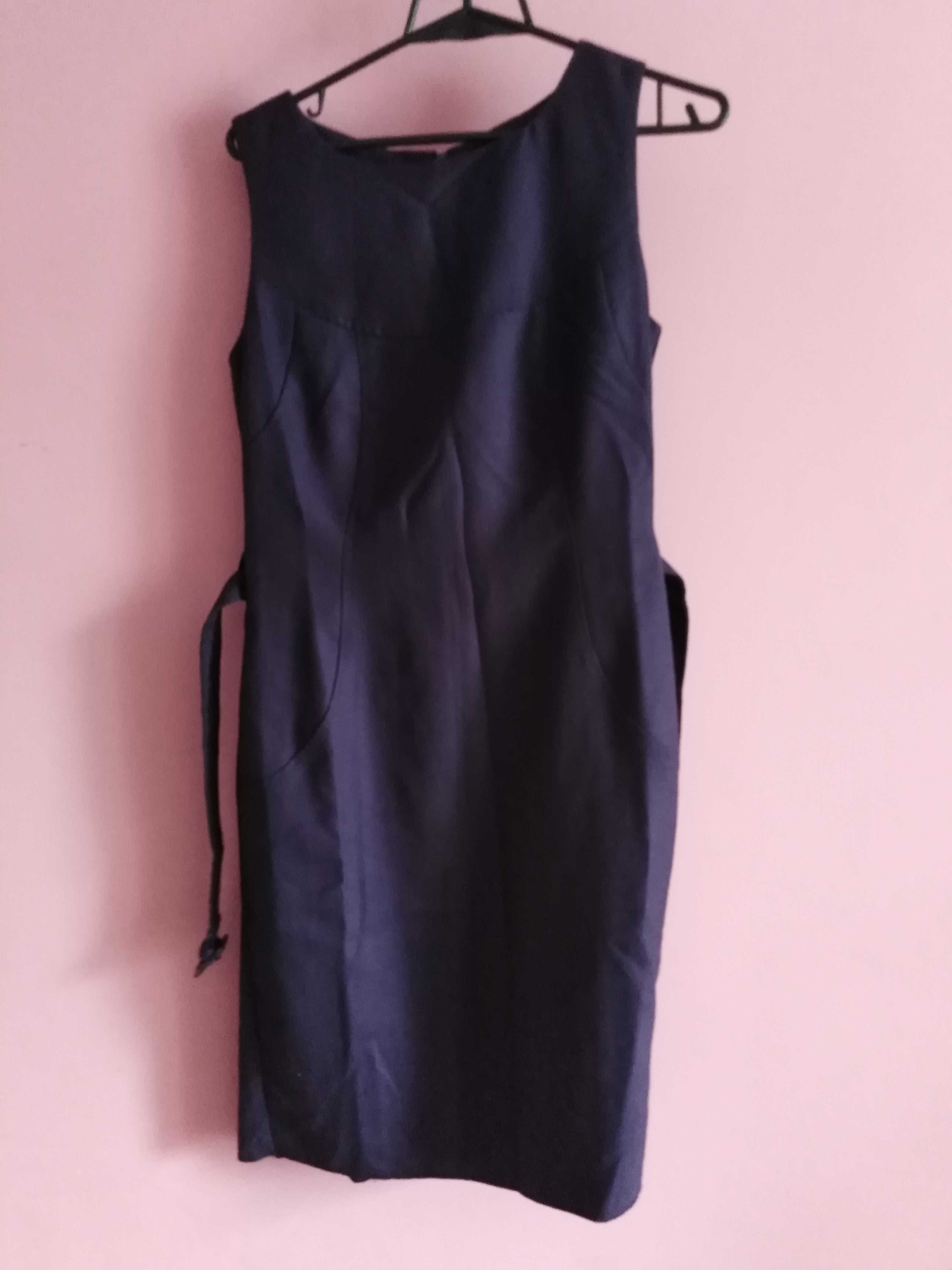 Fioletowa sukienka z podszewką Reserved r. 36