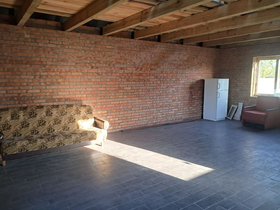 Продам новий будинок з прямим виходом до Дніпра СГТ Славутич